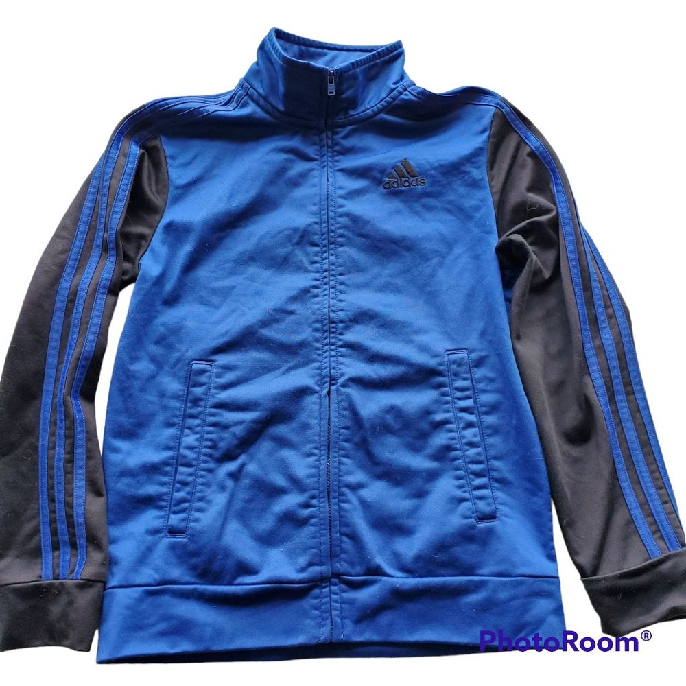 Boys Adidas zip up long sleeve blue jacket with pockets in size medium 1…